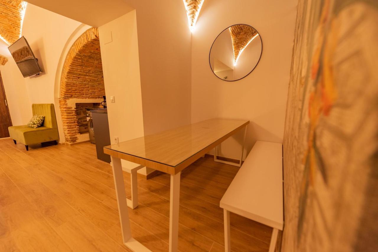 Апартаменти Galarza Deluxe Casa Xvi-Xvii Parking Privado Gratis Касерес Екстер'єр фото