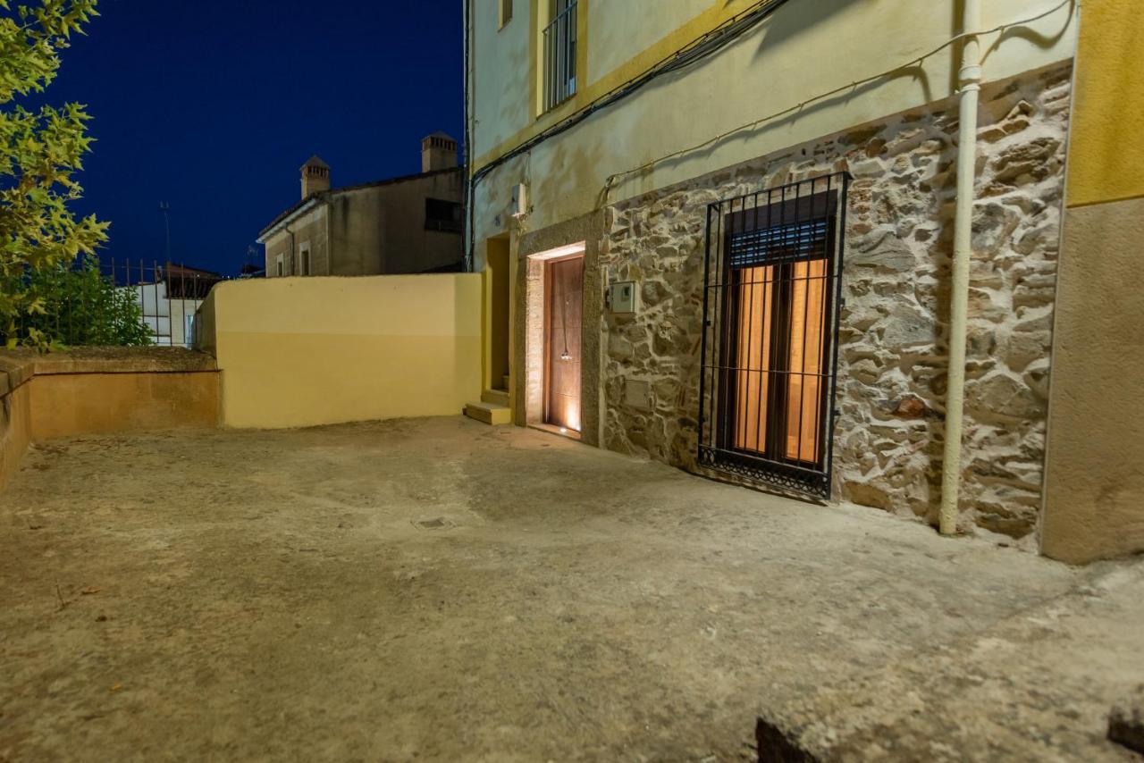 Апартаменти Galarza Deluxe Casa Xvi-Xvii Parking Privado Gratis Касерес Екстер'єр фото